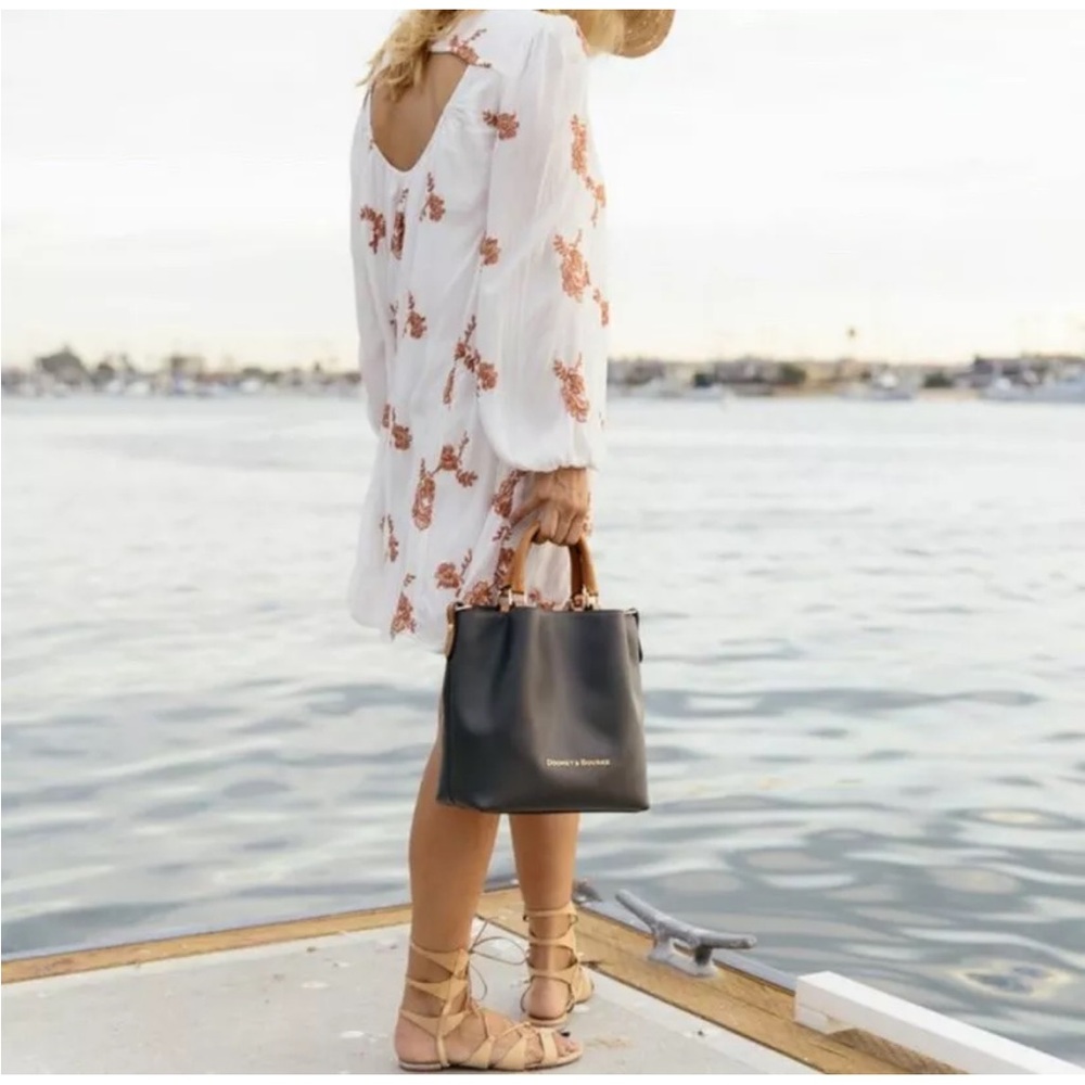 Dooney and Bourke City Barlow Bag